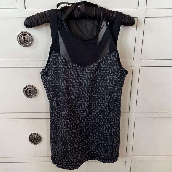 LULULEMON black print mesh insert tank top - Picture 1 of 3